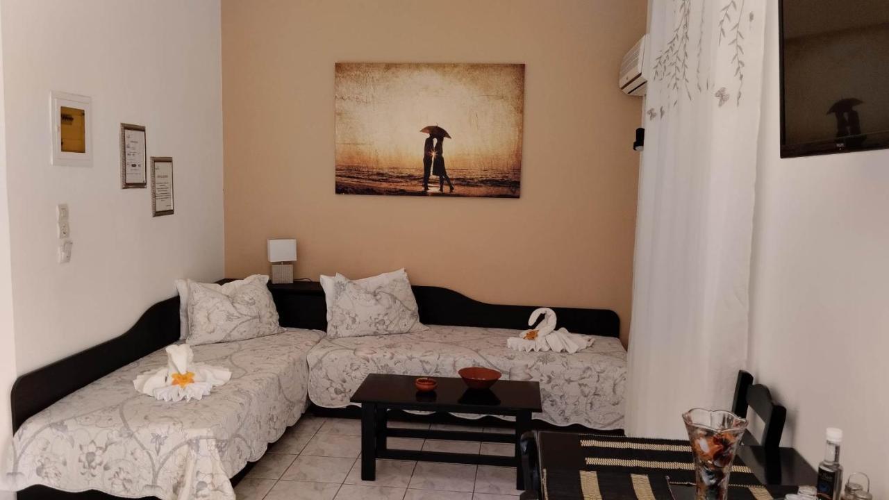 Golden Sun Apartments โรดาคิโน ภายนอก รูปภาพ
